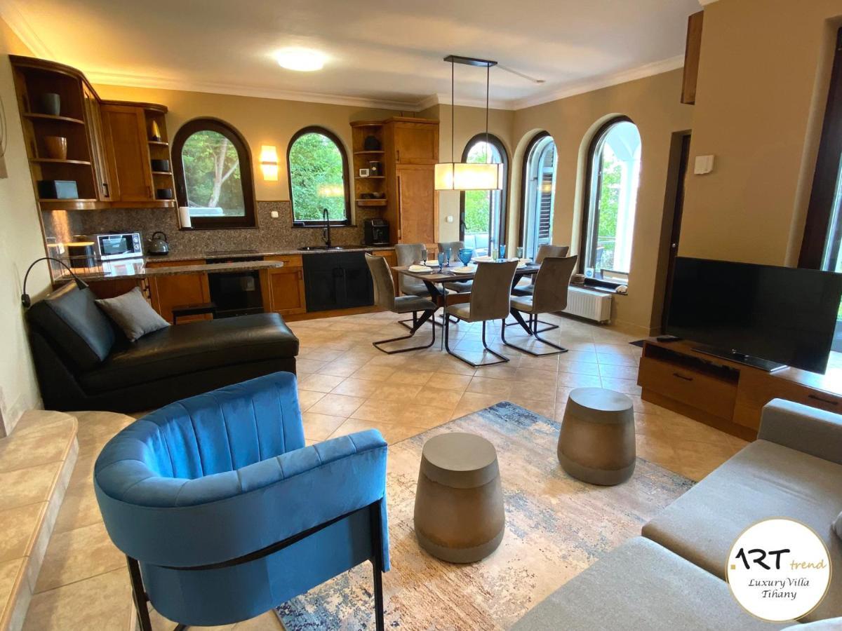 Arttrend Luxury Villa Tihany Luaran gambar