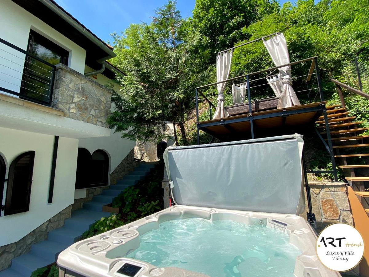 Arttrend Luxury Villa Tihany Luaran gambar