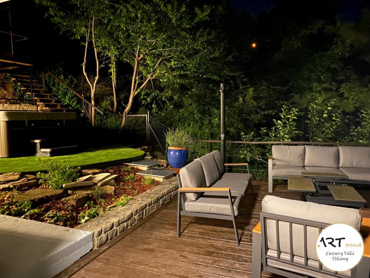 Arttrend Luxury Villa Tihany Luaran gambar