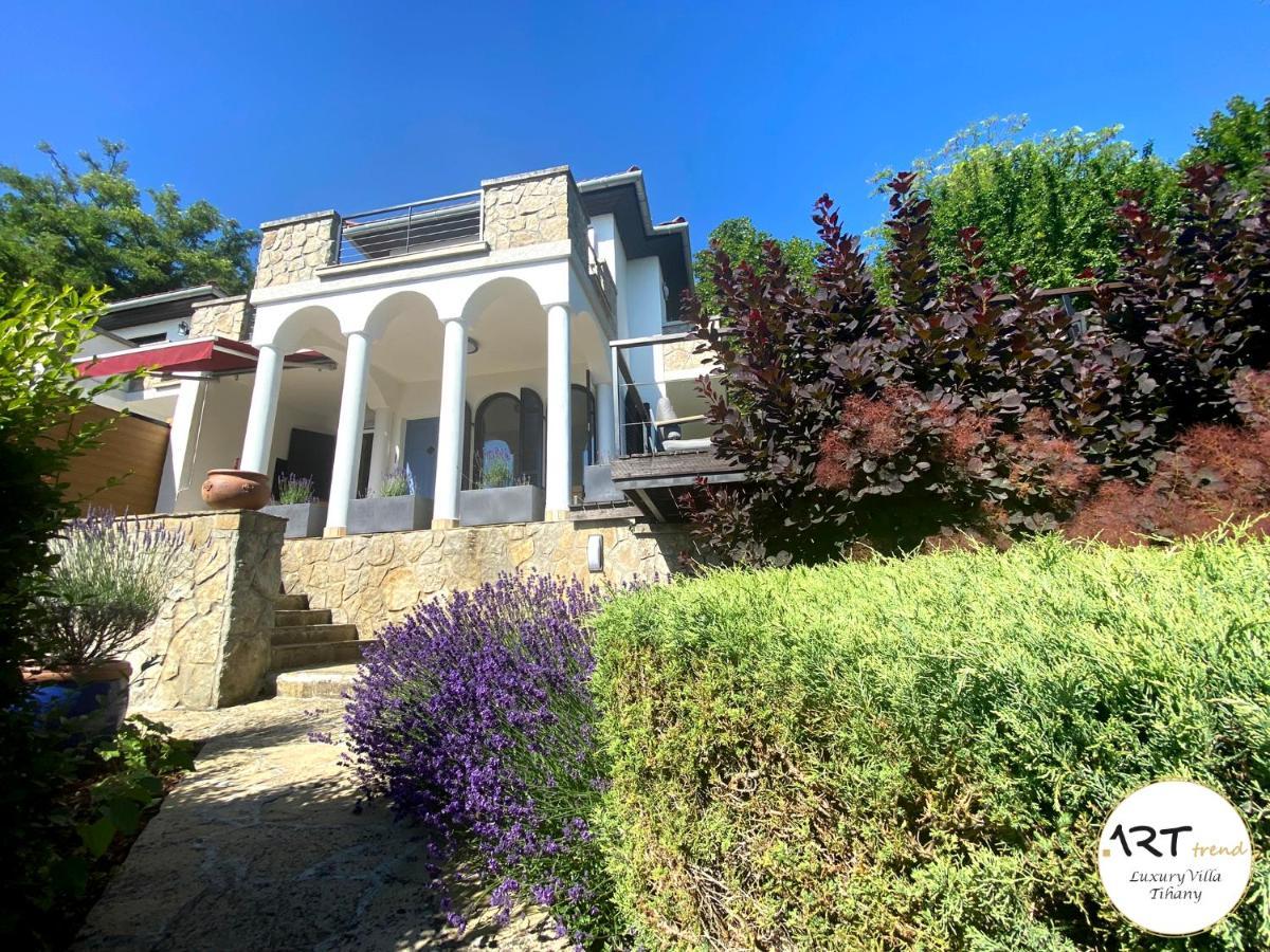 Arttrend Luxury Villa Tihany Luaran gambar